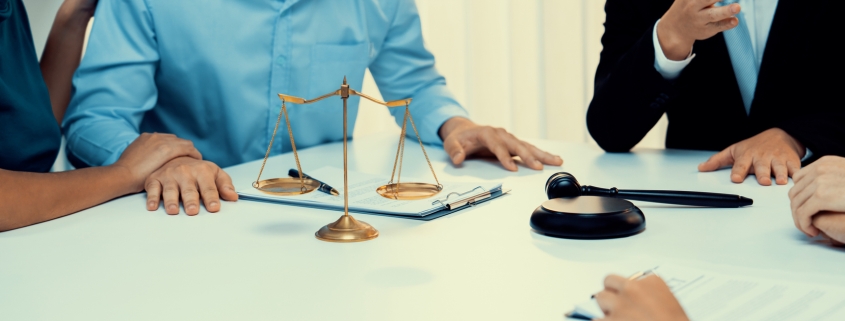 Lawyer acting as mediator broke a compromise between two parties to resolve business dispute through negotiation at law firm office. Legal mediation and conflict resolution service.